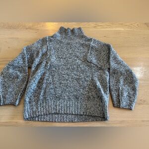 Universal Thread mock neck sweater gray size medium